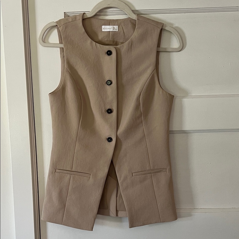 Kookai Beige Vest with Dark Buttons